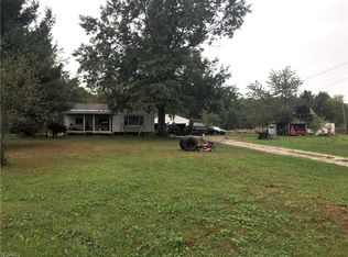 18387 Courtney Rd, Beloit, OH 44609