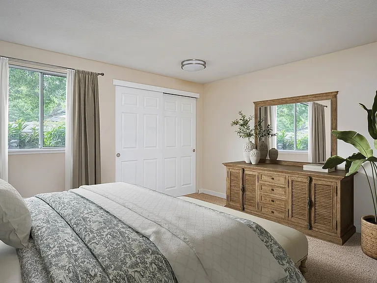 Amber Court Apartments — Photo 10
