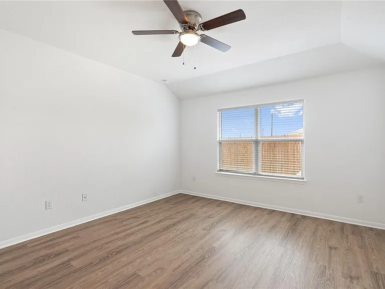 3415 Tilmon Ln — Photo 11