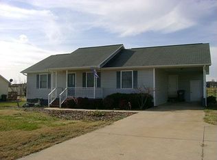 114 Farmview Ln, Statesville, NC 28625