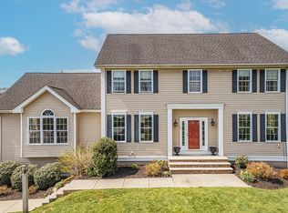 15 Mill River Ln, Rowley, MA 01969