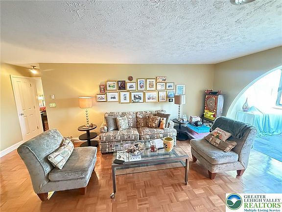 4th image of 115 Foxfire Dr Unit 303