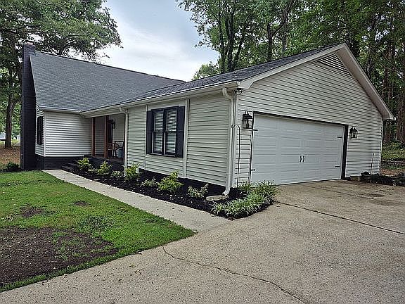 4th image of 59 Washington Dr