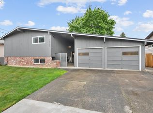 16750 SE Franklin St, Portland, OR 97236