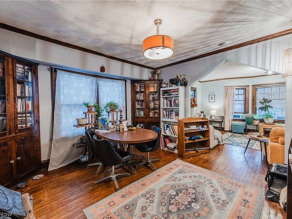 5th image of 1315 W 116th St
