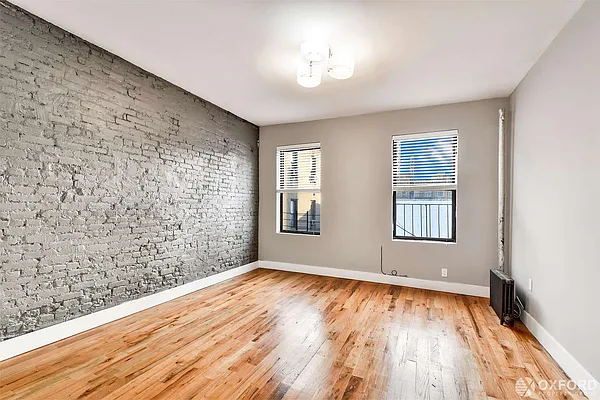 Rented by Oxford Property Group | media 19