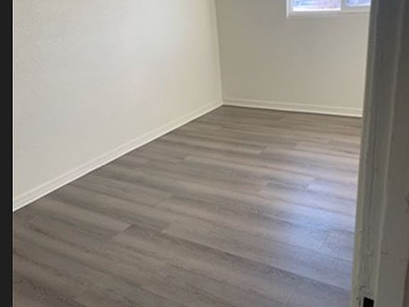 3rd image of 17410 Jupiter Ave