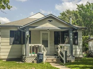 414 N G St, Oskaloosa, IA 52577