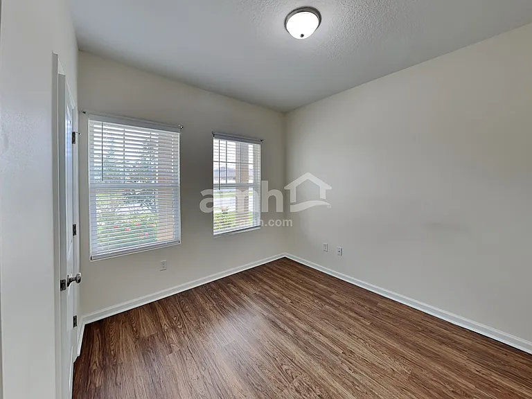 8710 Layalie Way — Photo 11
