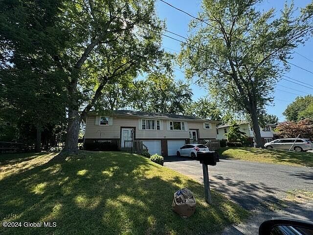 1st image of 58 Gadsen Court