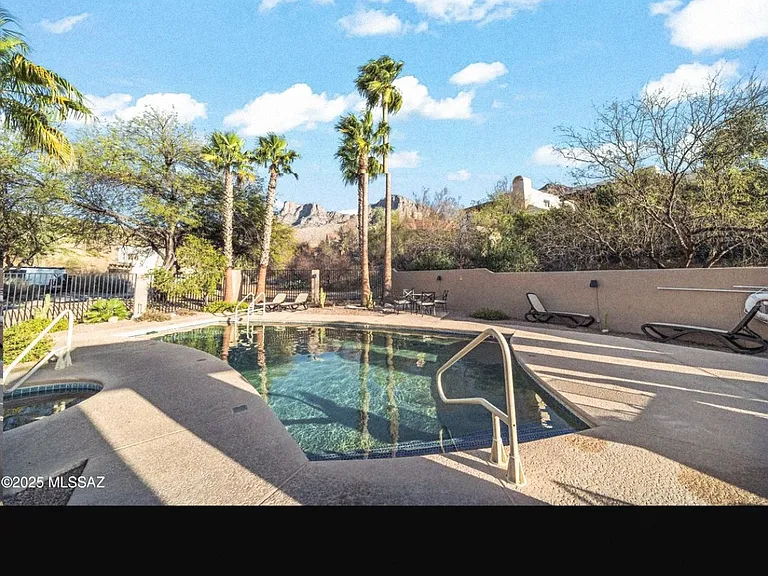1659 E Deer Hollow Loop — Photo 7