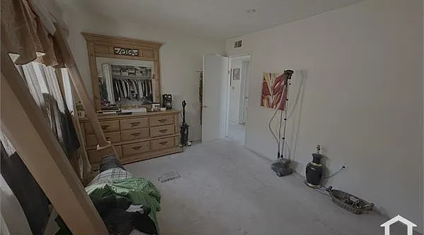 6217 Newcastle Ave — Photo 24