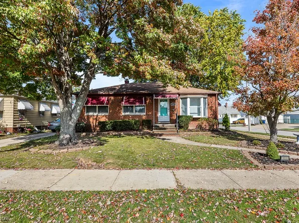 9508 Behrwald Ave, Brooklyn, OH 44144