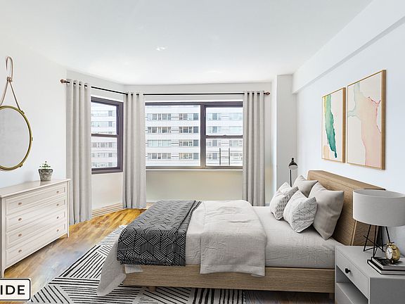 3rd image of 219 E 69th St APT 3J