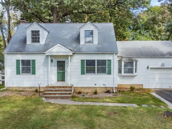 319 Wyckoff Ave, Waldwick Boro, NJ 07463