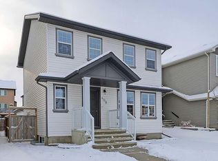 409 N Cimarron Blvd, Okotoks, AB T1S0A9