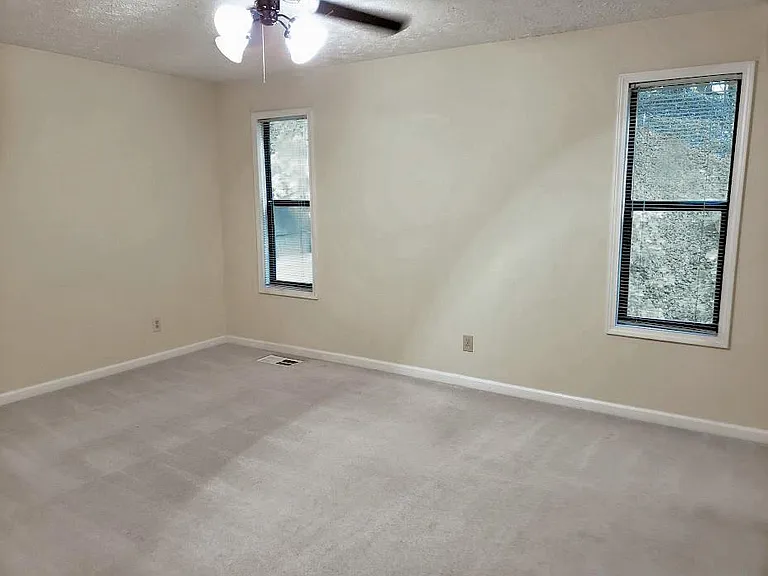 10630 Colony Glen Dr — Photo 11