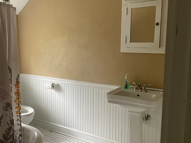 546 Lowe St #550 — Photo 12
