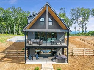 470 High Summit Dr, Talking Rock, GA 30175