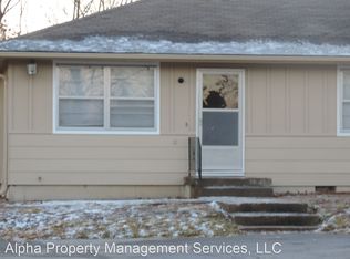 902 E Market St APT 2A, Warrensburg, MO 64093