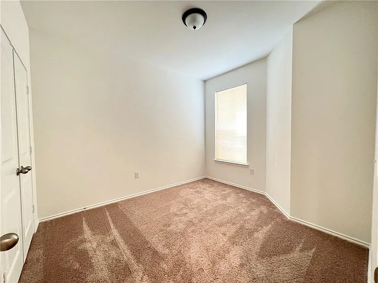 6409 Wagon Spring St — Photo 14