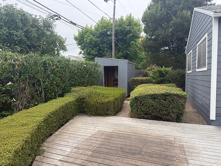 715 Cypress Ave — Photo 16