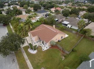 820 Frankford Dr, Brandon, FL 33511