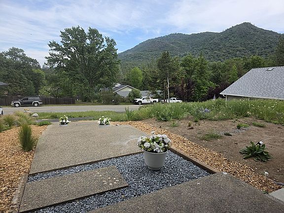 4th image of 40446 Goldside Dr