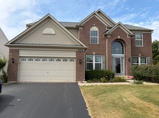 12500 Canterbury Dr, Plainfield, IL 60585