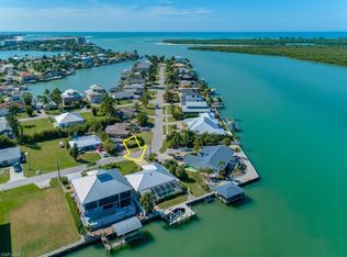 111 Pago Pago Dr W, Naples, FL 34113