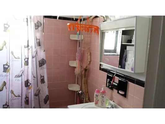 Sold by Advisors Realty Inc | media 11