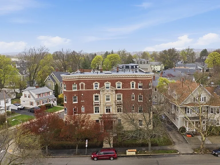 457 Washington St #7 — Photo 8