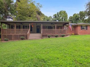 3766 Mount Vernon Rd, Gainesville, GA 30506