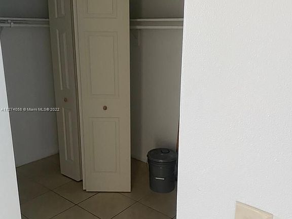 4th image of 18900 NE 3rd Ct APT 535