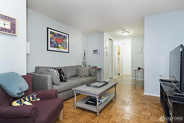 Rented by Oxford Property Group | media 19