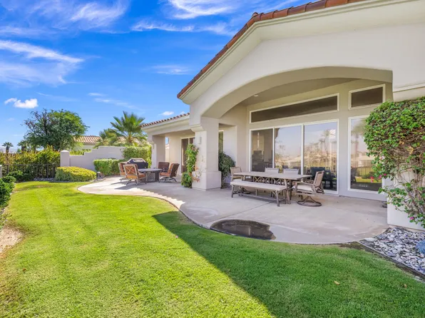 330 Gold Canyon Dr, Palm Desert, CA 92211