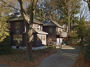 878-880 Chestnut St, Newton, MA 02468