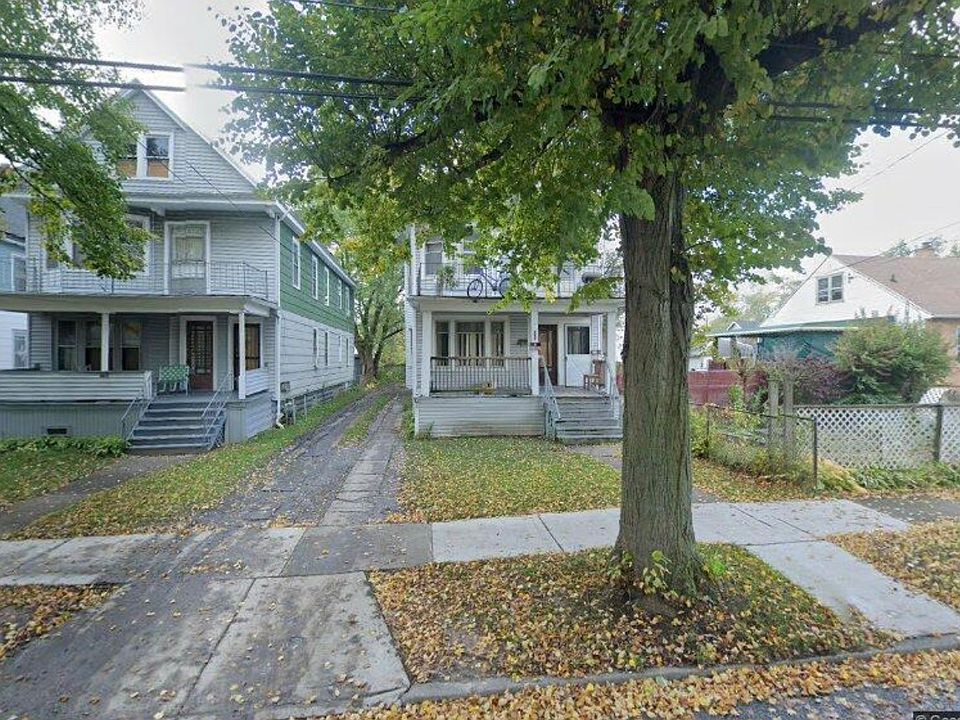 1st image of 442 Cornwall Ave