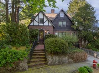 7 Upland Rd W, Arlington, MA 02474