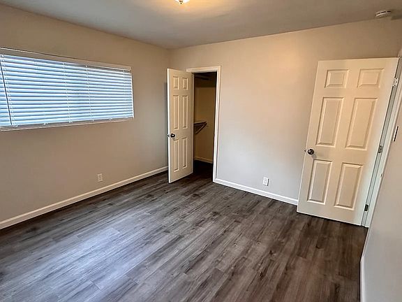 5th image of 178 W Los Angeles Dr