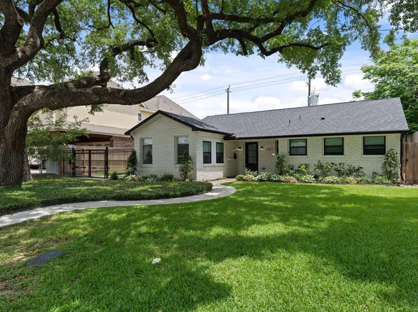 2501 Briarhurst Dr, Houston, TX 77057