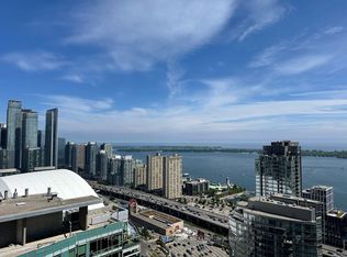 1 Concord Cityplace Way #4106, Toronto, ON M5V 3V4