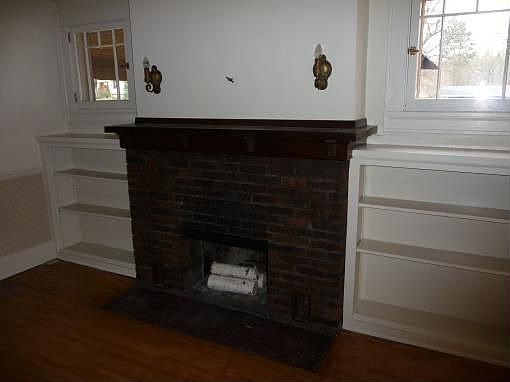 5th image of 519 W Fulton St