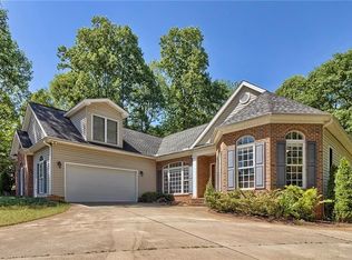 225 Holly Dr, Duncan, SC 29334