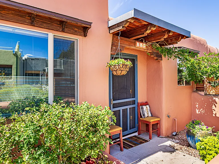 512 Camino De Guadalupita — Photo 17