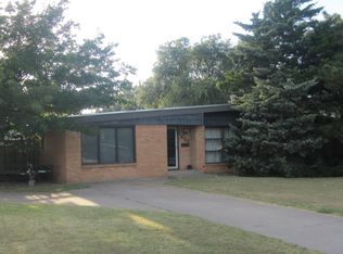 1422 S Fordham St, Perryton, TX 79070