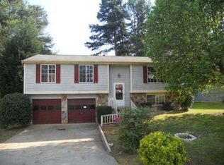 4579 Midridge Dr, Norcross, GA 30093