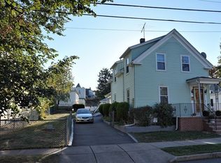 92 Jackson St, Lynn, MA 01902
