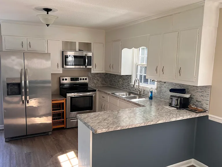 405 Brite Ave — Photo 5