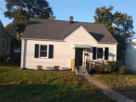 3rd image of 2708 Dellrose Ave